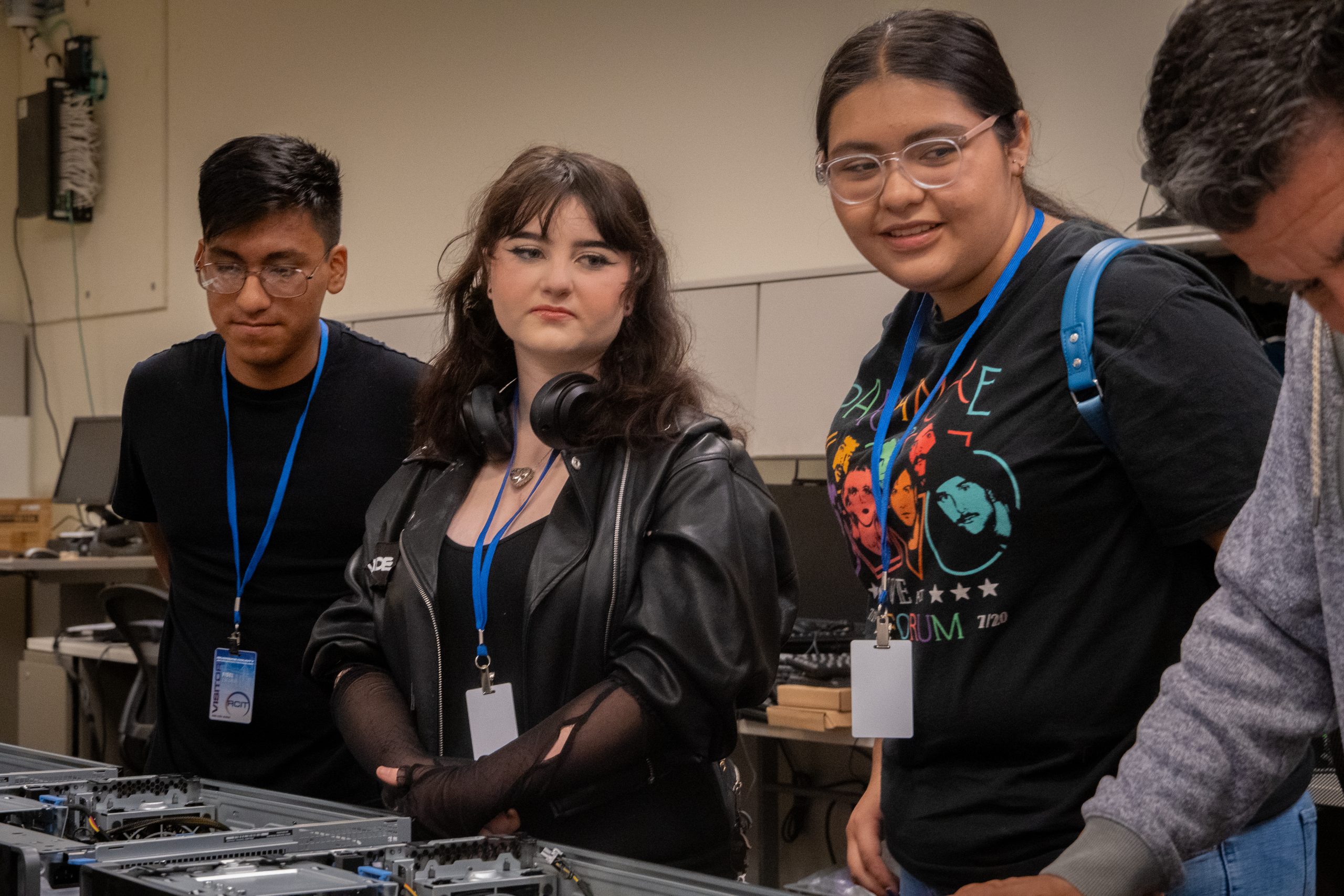 students engaging with computers as their pathfinder day experience